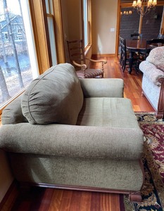 lot 24 image: Upholstered Chair 12