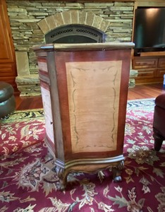 lot 25 image: Ornate Two Tone Nightstand  Side Table