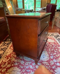 lot 26 image: Modern Small Dresser  Side Table