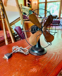 lot 28 image: Antique Polar Cub Fan