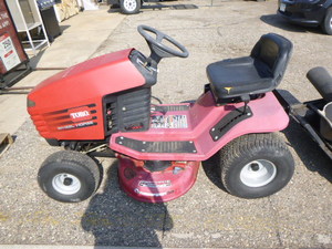 lot 18 image: Toro Wheel Horse Riding Lawn Mower