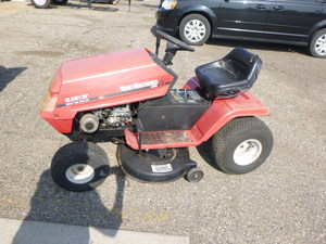 lot 19 image: Yard Machine Riding Lawn Mower