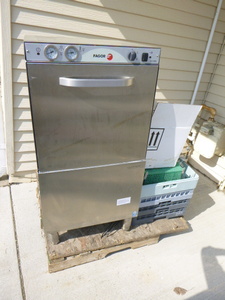lot 20 image: Fagar Commercial Dishwasher