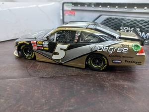 lot 27 image: Lionel Nascar Color Chrome Model Racecar By Action