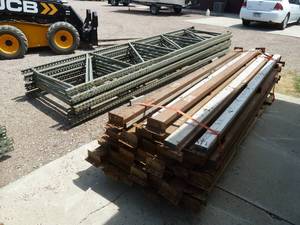 lot 8 image: Pallet Racking 48 x 16