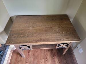 lot 26 image: Oak Mission Arts & Craft Desk