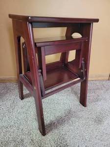 lot 77 image: Modern Aesthetic Stepstool