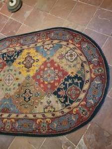 lot 100 image: Safavieh Oval Area Rug