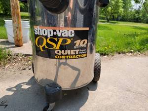 lot 161 image: 10 Gallon Shop Vac