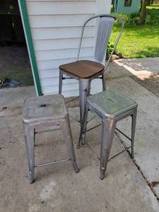lot 167 image: Aluminum Shop Stool Group