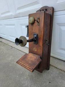 lot 171 image: Antique Stering Wall Crank Telephone