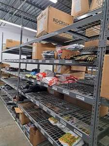 lot 1017 image: Metal Shelving Unit 6-shelf with Wire Grates