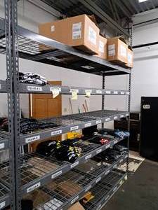 lot 1018 image: Metal Shelving Unit 6-shelf with Wire Grates