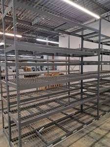 lot 1026 image: Metal Pallet Racking Shelving Unit 5-shelf 8x2x10 with Shelf Grates