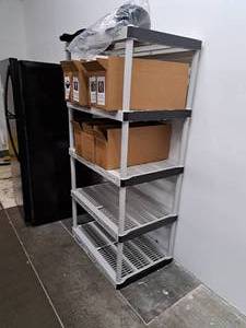 lot 1035 image: Plastic Storage Shelving Unit 5-shelf 3x2x6