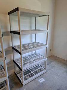 lot 1043 image: Plastic Storage Shelving Unit 5-shelf 3x2x73