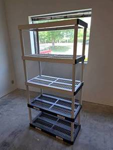 lot 1044 image: Plastic Storage Shelving Unit 5-shelf 36x18x71-12