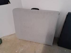 lot 1053 image: Lifetime 6 Plastic Portable Folding Table