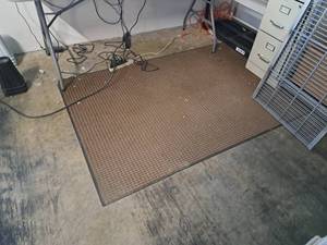 lot 1064 image: Floor MatRug 6x4