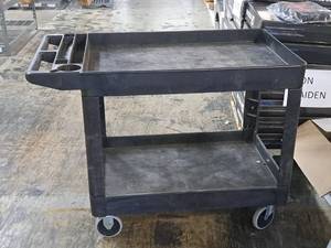 lot 1082 image: Plastic Utility Cart 2-tier