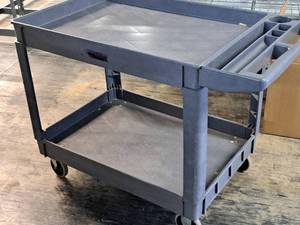 lot 1083 image: Plastic Utility Cart 2-tier