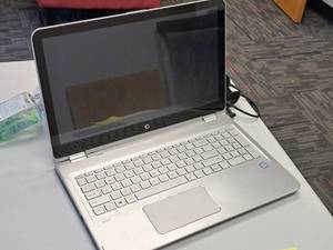 lot 1134 image: HP Envy Laptop Computer 15-w237ci