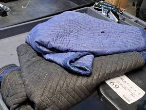 lot 1076A image: Lot of (2) Moving Blankets