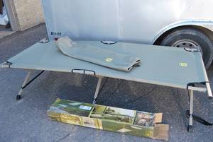 lot 4 image: Sportsman 313