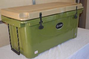 lot 74 image: Sportsman 313