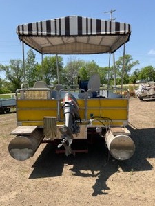 lot 1 image: 1975 Leisure Island Pontoon, Marine 50hp & Trailer