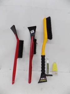 5 Ice scraper & Brushes