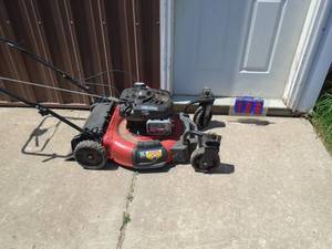 Craftsman self propelled mower. Good used condition. As shown.