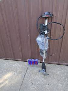 OMC Cobra trolling motor with foot pedal. Working unit. As shown.