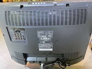 lot 106 image: Panasonic LCD-TV Model TC-23LX50