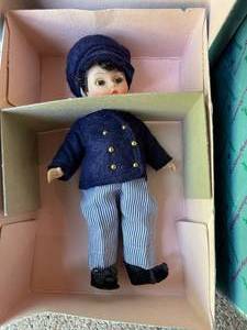 lot 112 image: Two Madame Alexander Dolls