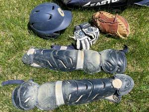 lot 113 image: Easton Baseball Bag Full of Equipment
