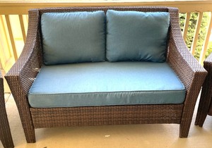 lot 6 image: Patio Loveseat with Two Matching Chairs