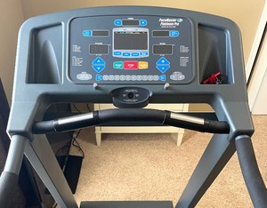 lot 85 image: Pacemaster Platinum Pro Treadmill