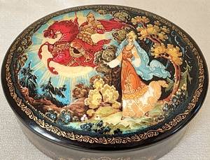 lot 30 image: Pretty Russian Fairytale Music Box