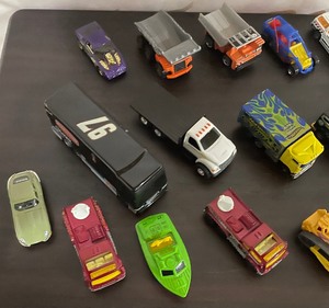 lot 144 image: Cars, Trucks and Boats by Hot Wheel, Matchbox and More