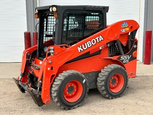 2016 Kubota SSV65 Skid Loader -- LOW HOURS