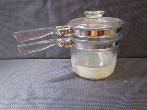 lot 24 image: Pyrex Double Boiler