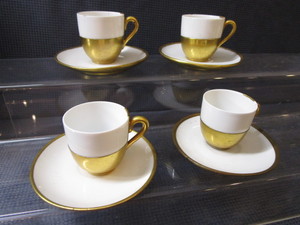 lot 27 image: Demi Cups