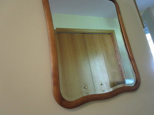 lot 69 image: Antique Wall Mirror