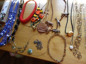 lot 72 image: Necklaces