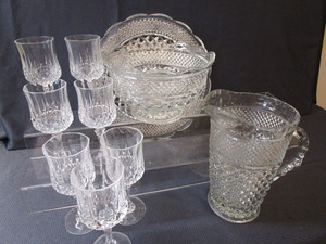 lot 87 image: Crystal Platter, Bowl, Stems