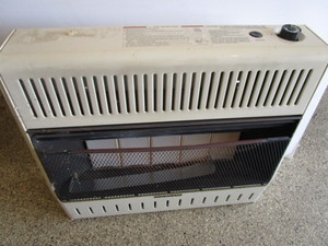 lot 108 image: Natural Gas Heater