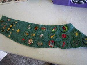 lot 109 image: Girl Scout Sash