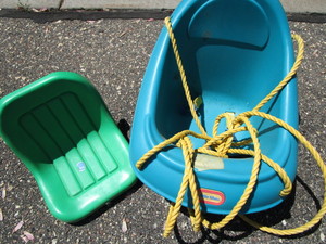 lot 111 image: Little Tykes Swing, Seat