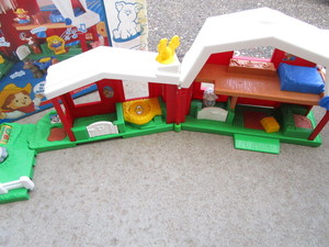 lot 123 image: FP Little Peoples Farm
